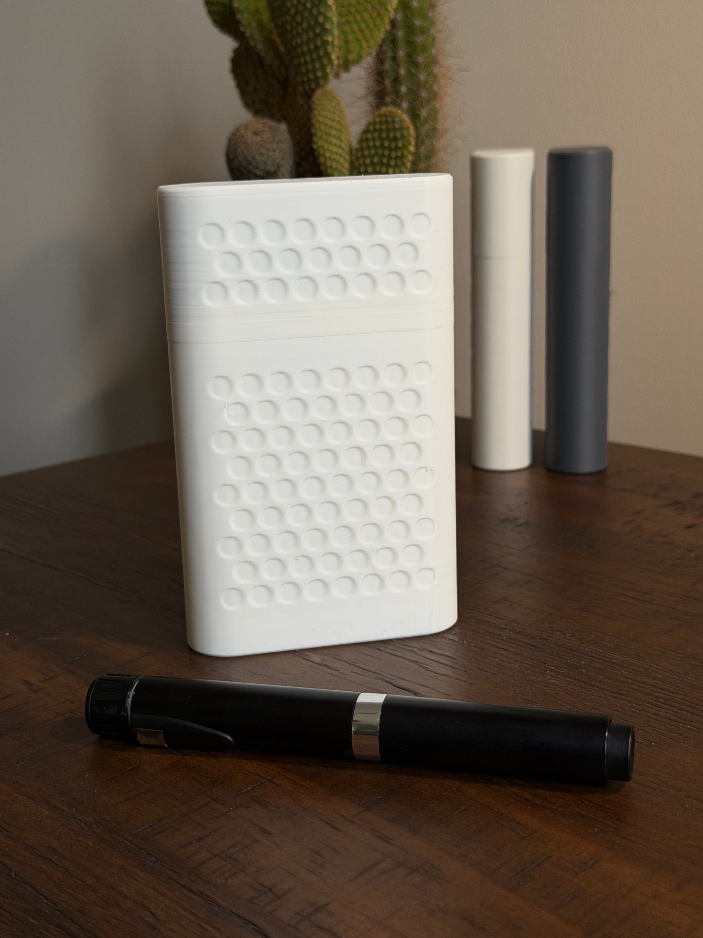 The Original Massive Customs Slim 4-Pen Case for V2 Research & Similar Injector Pens