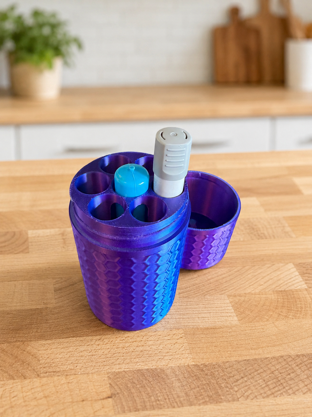 MC6 for Wegovy - The Original Massive Customs 6-Pen Fridge Jar with Cold Pack Slot for Wegovy® Injection Pens